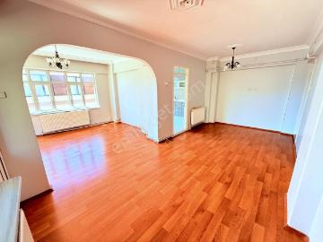 Burcu'dan Atatürk Cd. Arakat Asansörlü Masrafsız 2+1 Kiralık