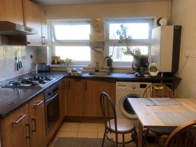 Burdett Road, London E3, 1 bed flat to rent, £1,547 pcm | PrimeLocation