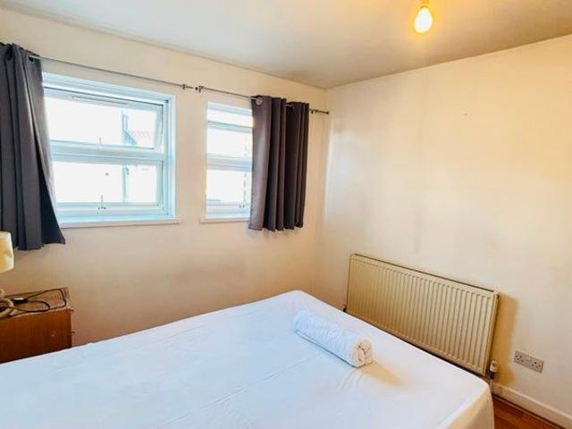 Burdett Road, London E3, 1 bed flat to rent, £1,547 pcm | PrimeLocation