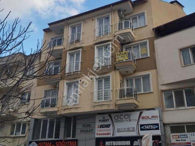 Burdur Özgür Mah.çarşı 3+1 120m2 Arakat Asansörlü Satılık Daire