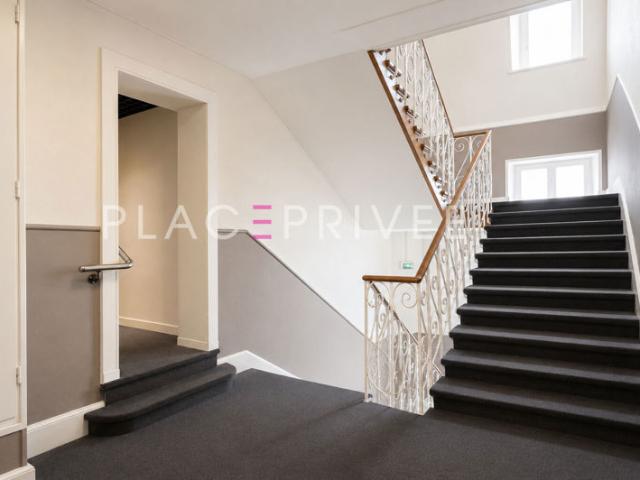 Bureaux avec ascenseur et stationnement