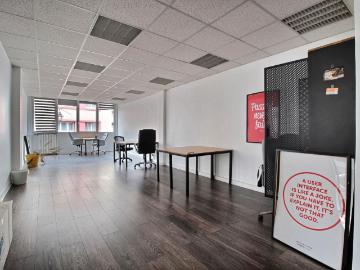 Bureaux à louer Montrouge 6 pièces 5 bureaux 128m2