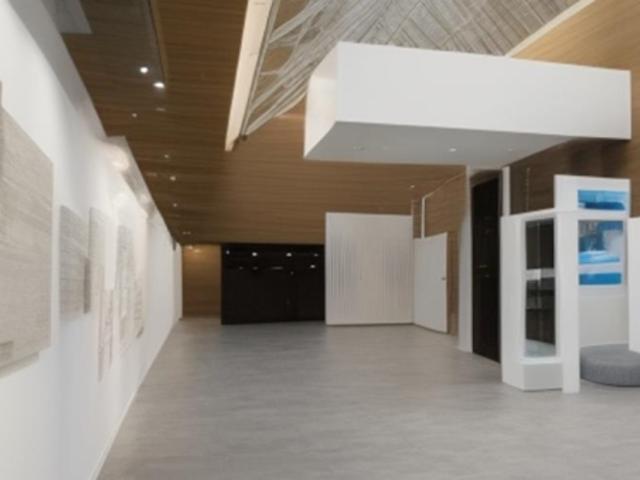 Locaux commerciaux bruts de 331m2 sur 3 niveaux