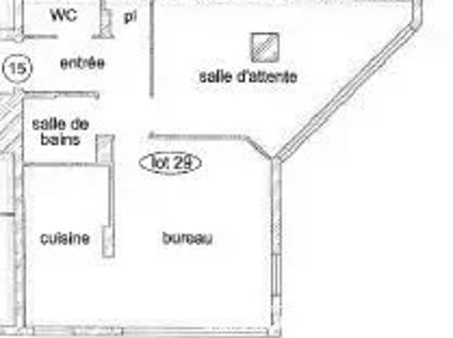 bureau / sallanches / 785 €