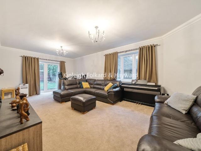 Burford Road, Bromley BR1, 5 bed detached house to rent, £4,500 pcm | PrimeLocation
