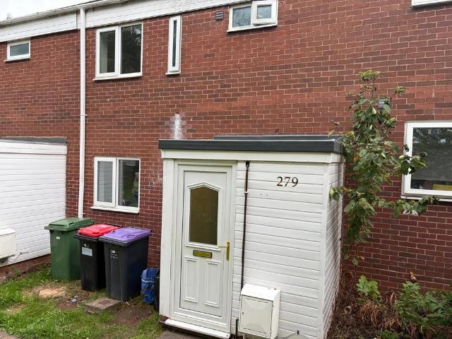 Burford, Telford TF3 3 bed terraced house to rent £900 pcm £208 pw