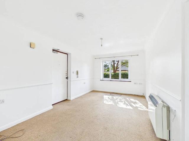 Burgess Place, Martlesham Heath, Ipswich, IP5 3QZ