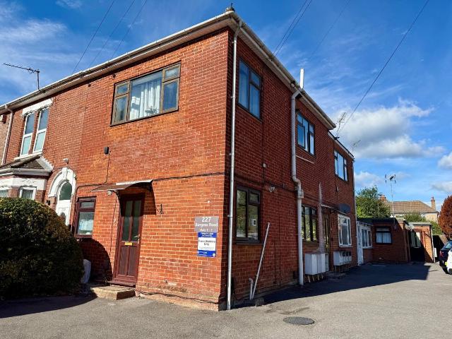 Burgess Road, Bassett, Southampton SO16, Studio to rent, £850 pcm | PrimeLocation