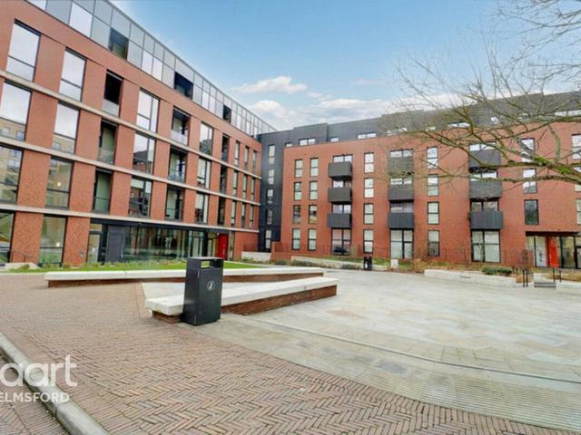 Burgess Springs, CHELMSFORD 2 bed flat to rent £1,850 pcm £427 pw