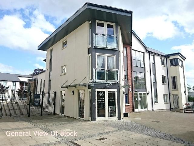 Burgess Square, Brackley 2 bed apartment to rent £1,300 pcm £300 pw