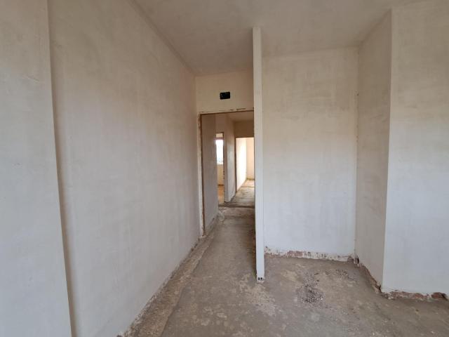 Burguillos de Toledo. Chalet adosado en 2 plantas, con 5 dormitorios y 3 baños posibilidad de buhardilla.SE ENTREGA TERMINADA