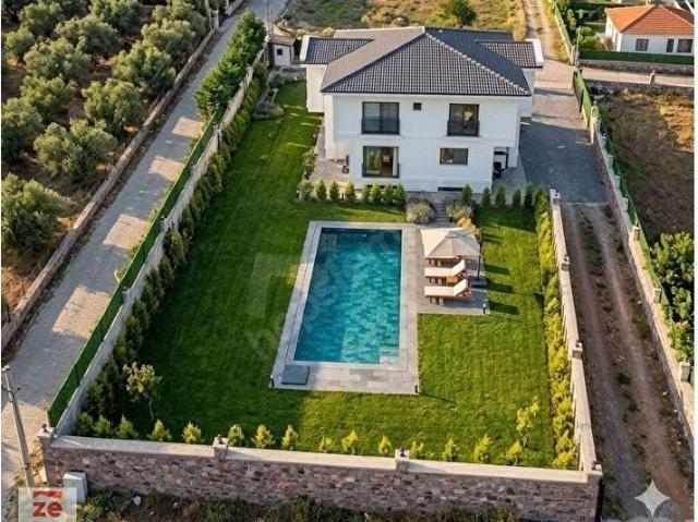BURHANİYE BÖREZLİ 800M2 GENİŞ BAHÇELİ BUTİK OTEL HUZUREVİ