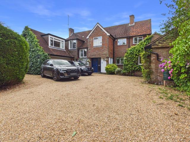 Burkes Road, Beaconsfield HP9, 5 bed detached house to rent, £5,500 pcm | PrimeLocation