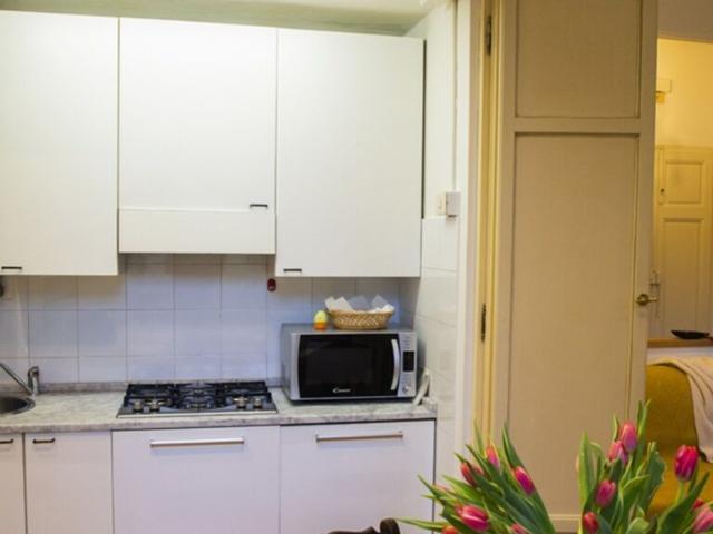 Burlamacchi House | Centro storico di Lucca, Lucca Amsterdam Apartments for Rent