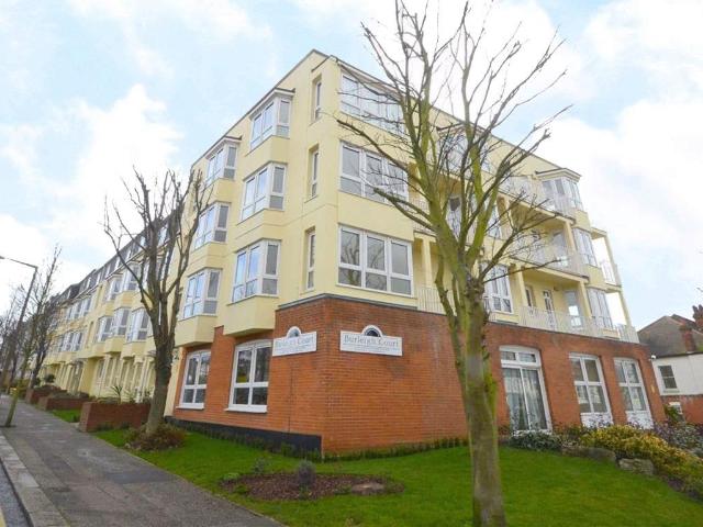 Burleigh Court, 380 Station Road, Westcliff On Sea SS0, 1 bed flat to rent, £900 pcm | PrimeLocation