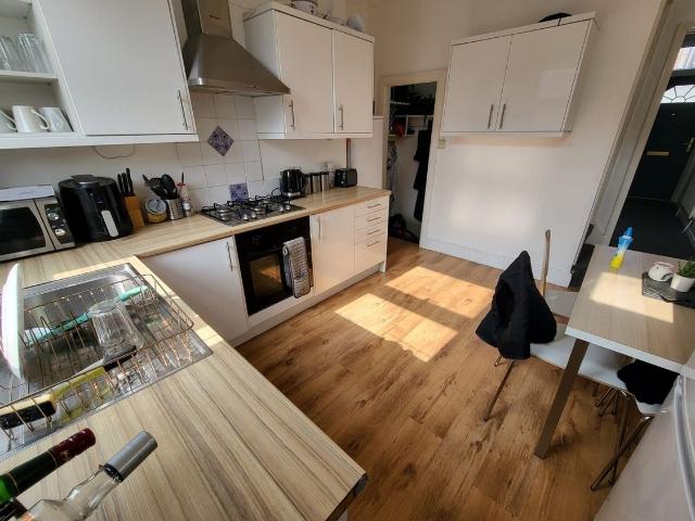 Burley Lodge Road LS6, 4 bed terraced house to rent, £1,575 pcm | PrimeLocation