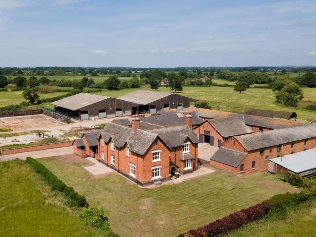 Burleydam, Whitchurch, Shropshire SY13, 5 bed farmhouse to rent, £2,050 pcm | PrimeLocation