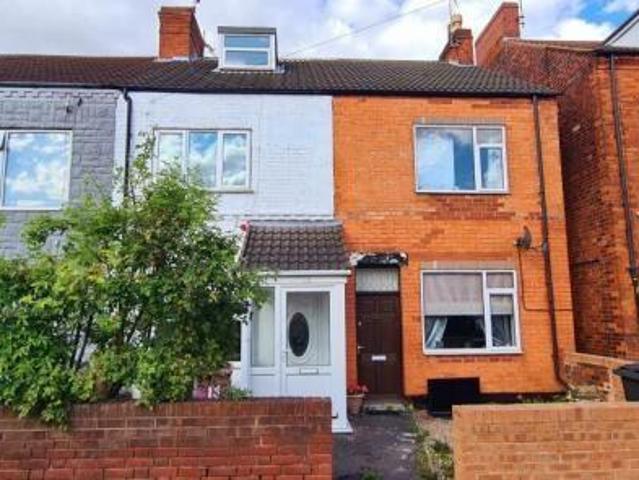 Burlington Avenue, Langwith Junction. 3 bed terraced house to rent £800 pcm £185 pw