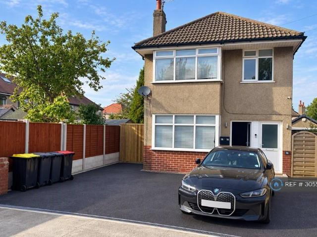 Burlington Grove, Morecambe, LA4 2 bed flat to rent £950 pcm £219 pw