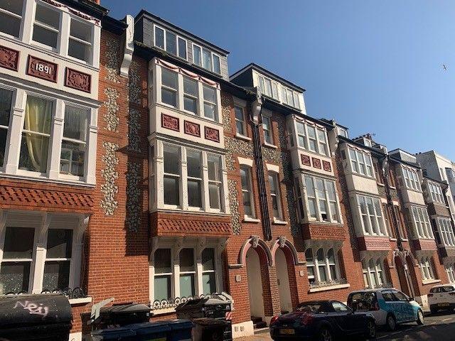 Burlington Street, Brighton BN2, 2 bed flat to rent, £1,495 pcm | PrimeLocation