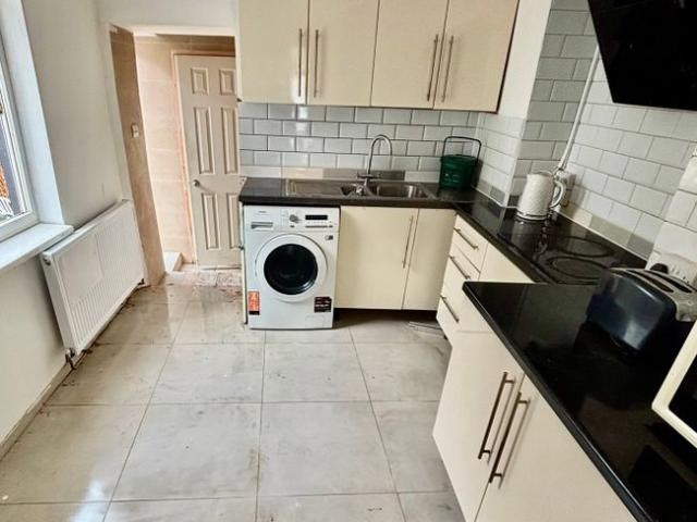 Burman Street, Swansea SA1, 4 bed terraced house to rent, £1,200 pcm | PrimeLocation