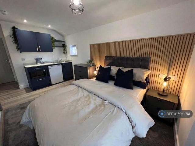 Burmer Road, Peterborough, PE1 1 bed in a house share to rent £750 pcm £173 pw