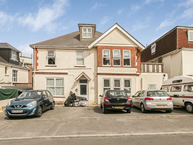 Burnaby Road, Bournemouth 2 bed flat to rent £1,150 pcm £265 pw
