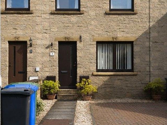 Burnbrae Gardens, Alva FK12, 3 bed terraced house to rent, £1,150 pcm | PrimeLocation