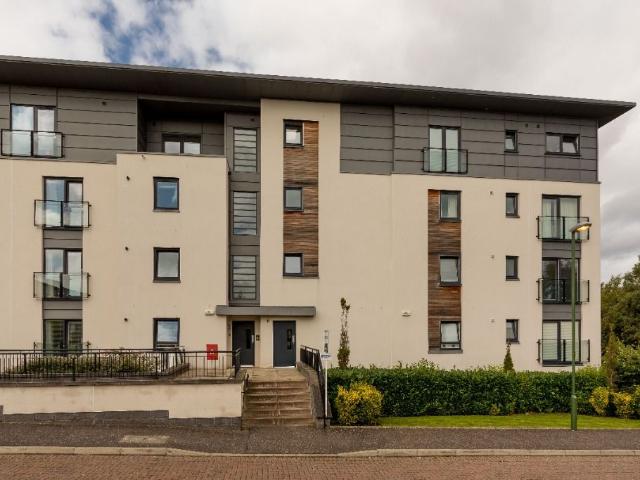 Burnbrae Park, East Craigs, Edinburgh EH12, 2 bed flat to rent, £1,550 pcm | PrimeLocation