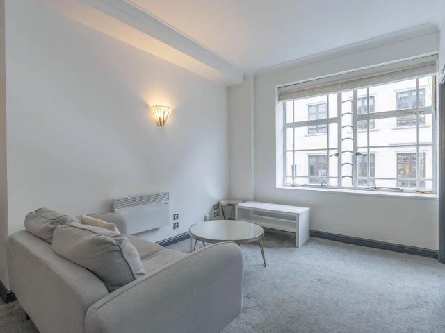 Burne Jones House, Bennetts Hill B2, 1 bed flat to rent, £925 pcm | PrimeLocation