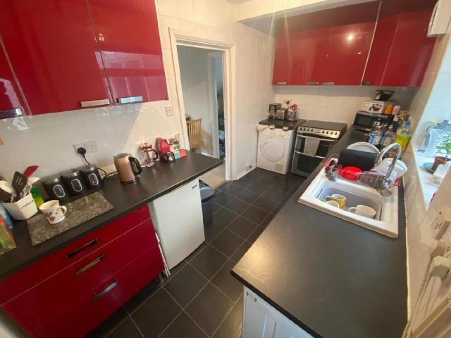Burnel Road, Metchley, B29 5SJ, United Kingdom | Room for rent #140543868 | Rentberry