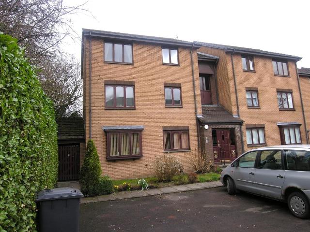 Burnfield Gardens, Glasgow G46, 1 bed flat to rent, £795 pcm | PrimeLocation