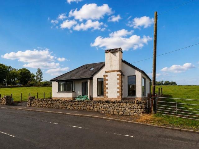 Burnhouse Cottage, Broxburn EH52, 3 bed cottage to rent, £2,350 pcm | PrimeLocation