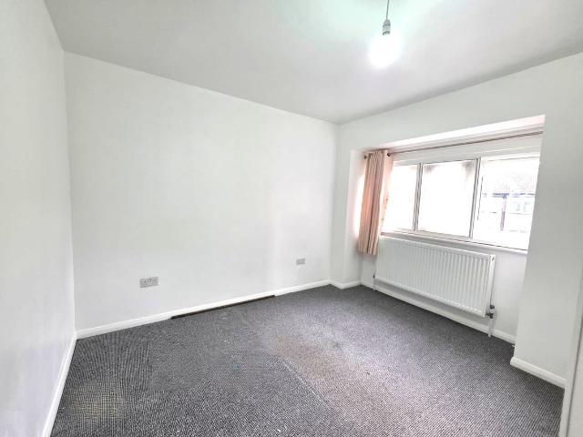Burnham Gardens, Hayes, Middlesex UB3, 3 bed semi detached house to rent, £2,100 pcm | PrimeLocation