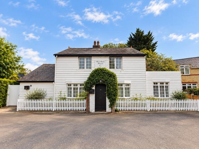 Burnham Green Road, Welwyn AL6, 3 bed flat to rent, £1,600 pcm | PrimeLocation