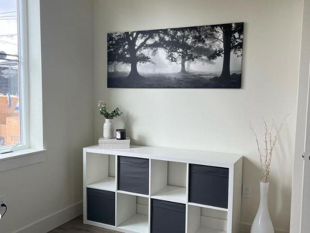 Burnie 1 & 2 1 Bedroom Apartment for Rent at 5980 E Burnside St, Portland, OR 97215 Mt. Tabor
