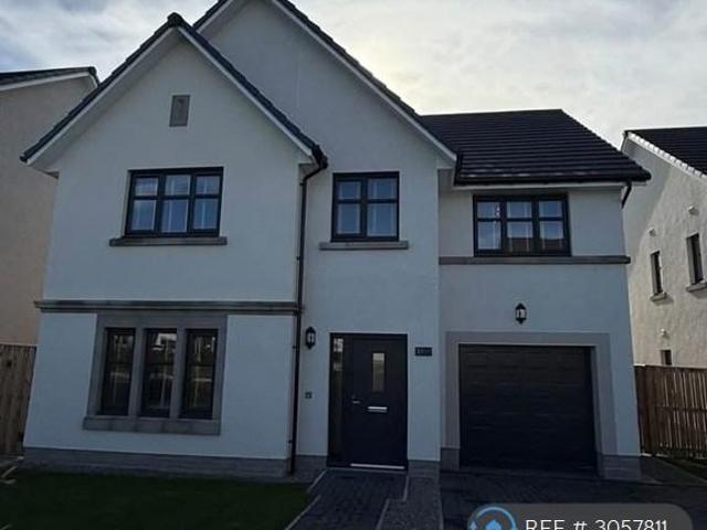 Burnland Drive, Westhill, AB32 5 bed detached house to rent £1,950 pcm £450 pw