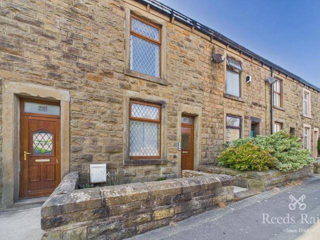 Burnley Road, Accrington BB5 1 bed terraced house to rent £595 pcm £137 pw