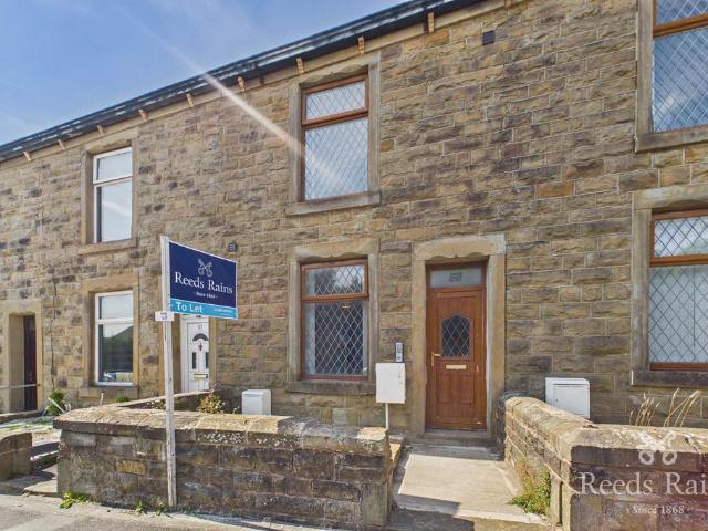 Burnley Road, Accrington BB5 1 bed terraced house to rent £600 pcm £138 pw