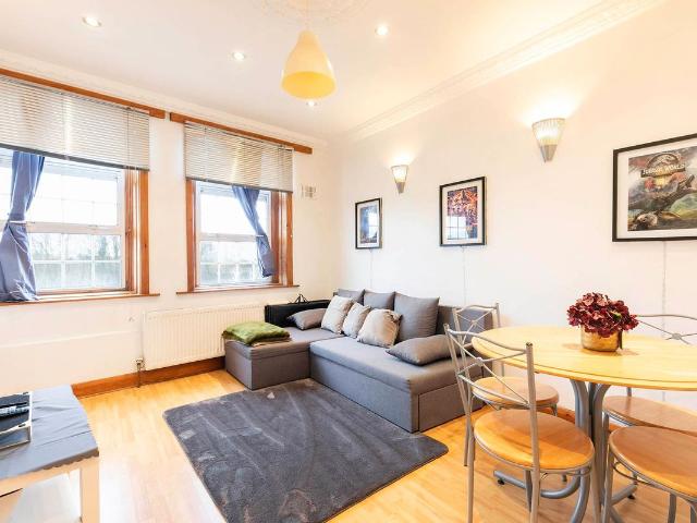 Burnley Road, London NW10, 2 bed flat to rent, £1,800 pcm | PrimeLocation
