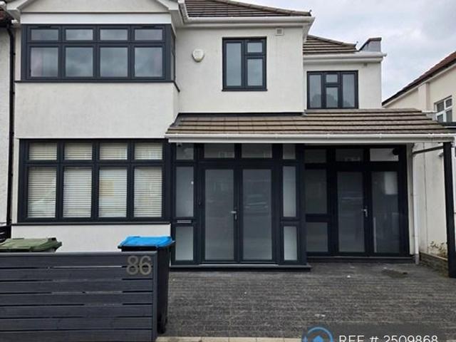 Burnley Road, London, NW10 4 bed semi detached house to rent £4,499 pcm £1,038 pw
