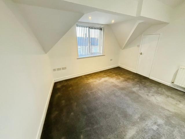 Burnley Road, Padiham BB12, 1 bed flat to rent, £525 pcm | PrimeLocation
