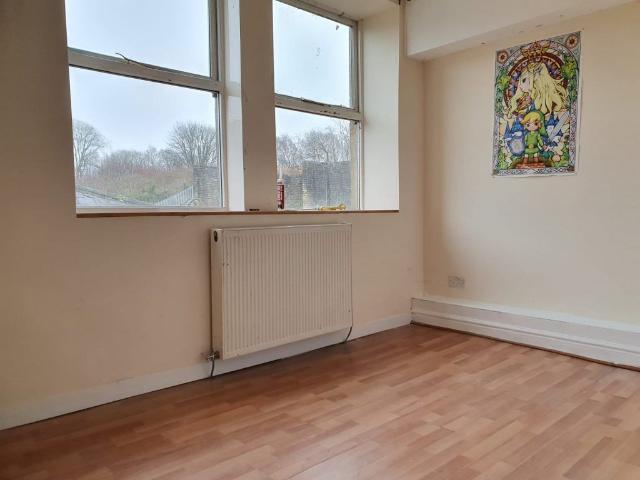 Burnley Road, Todmorden OL14, 1 bed flat to rent, £595 pcm | PrimeLocation