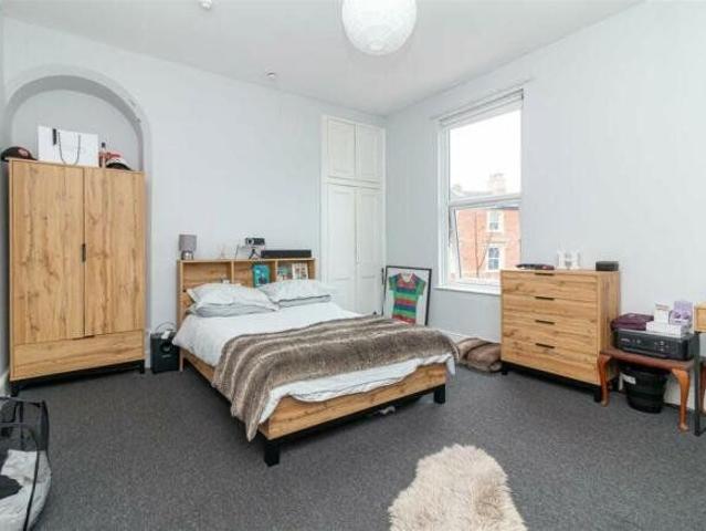 Burns Street, Nottingham, Nottinghamshire NG7, 6 bed end terrace house to rent, £3,770 pcm | PrimeLocation