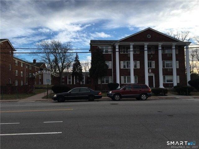 Burnside Ave Apt A, East Hartford, Condo For Sale