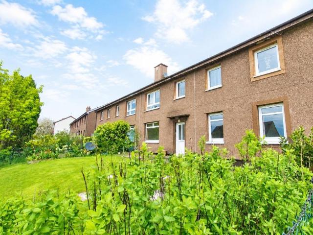 Burnside Road, Gorebridge. 3 bed flat to rent £1,250 pcm £288 pw