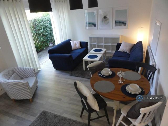 Burntwood Grange Road, London, SW18 3 bed semi detached house to rent £2,750 pcm £635 pw