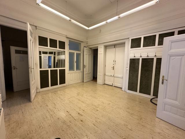 Büro nähe Karlskirche ab SOFORT