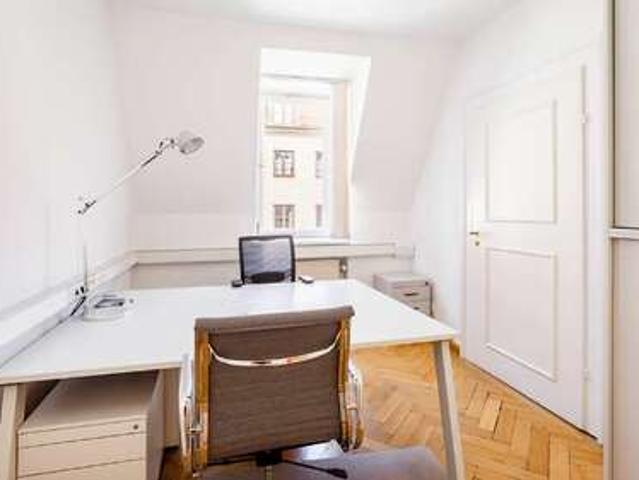 Büro in München 550,00 € 4 m² 550,00 EUR Kaltmiete, ca.4,00 m²