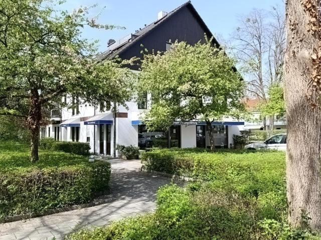 Büro Praxis Kanzlei individuelle Mischung von Stadt und Natur